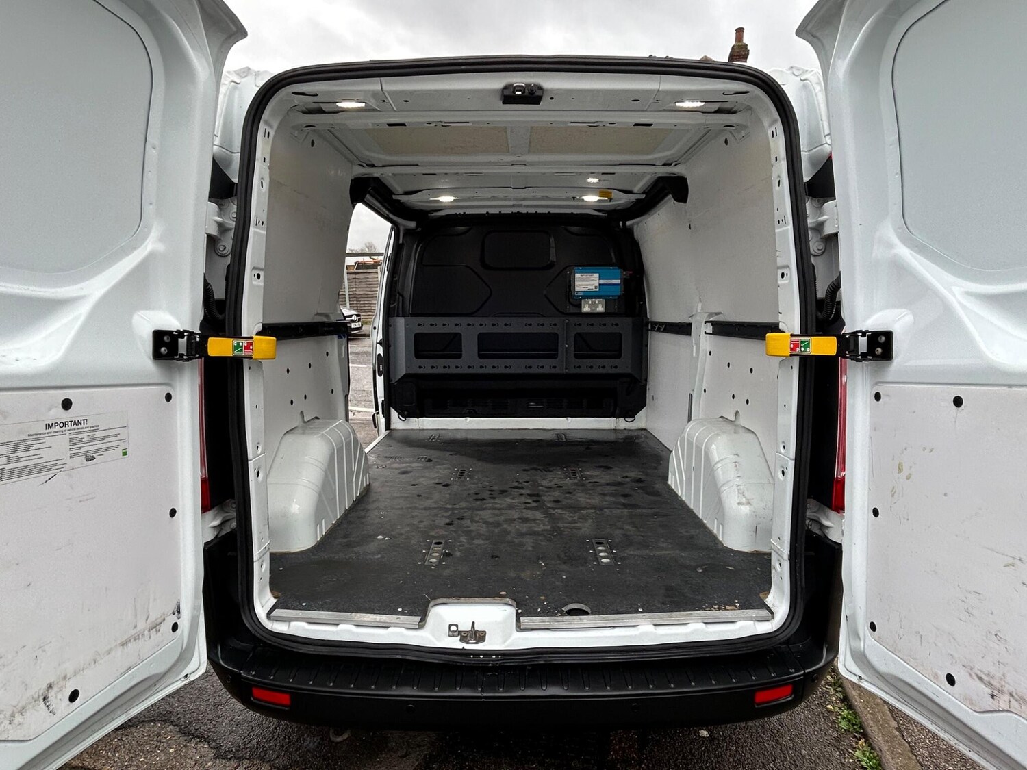 Used Ford Transit Custom 2020 for sale - 77468913: Photo 6