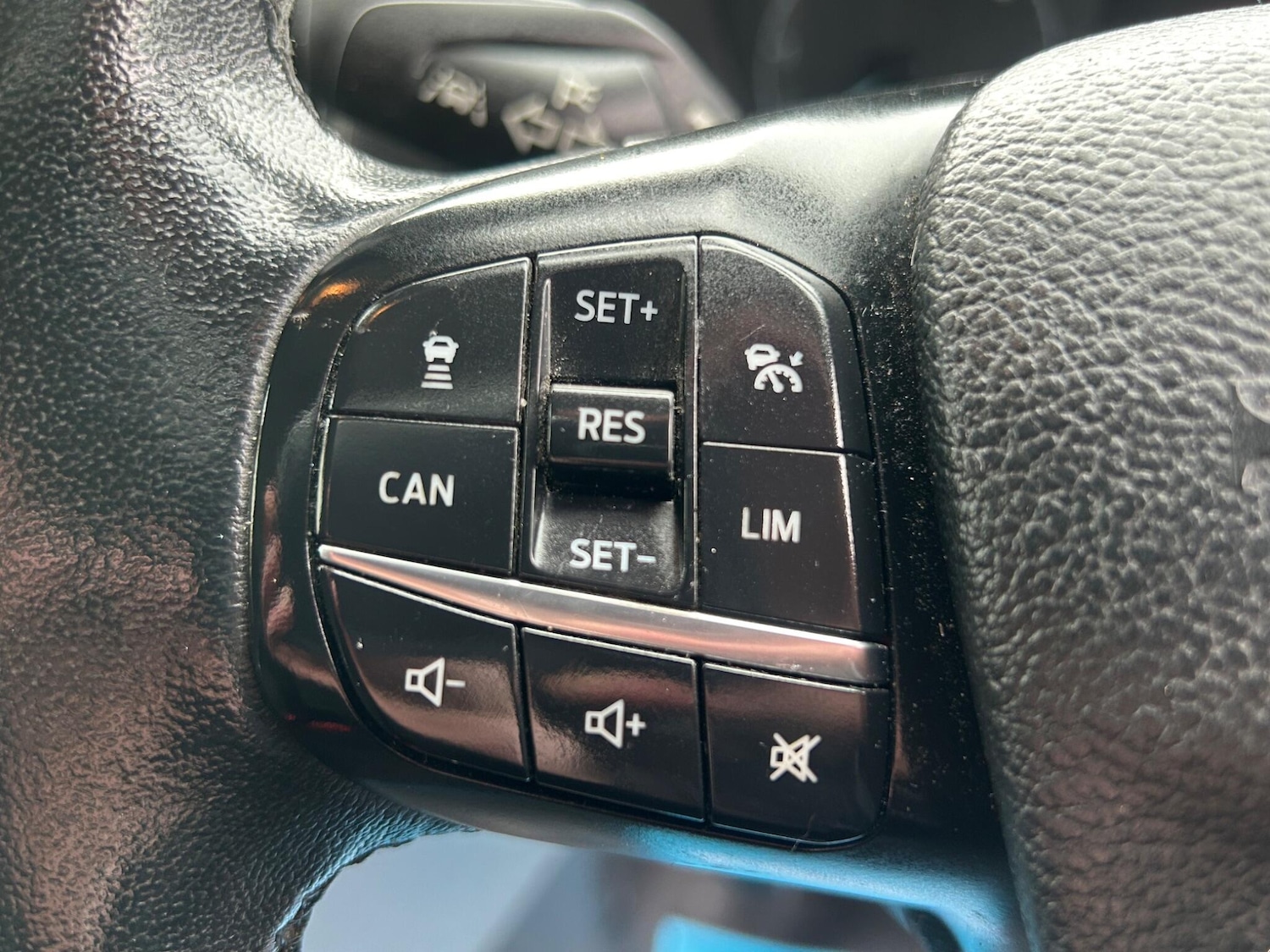 Used Ford Transit Custom 2020 for sale - 77970507: Photo 23