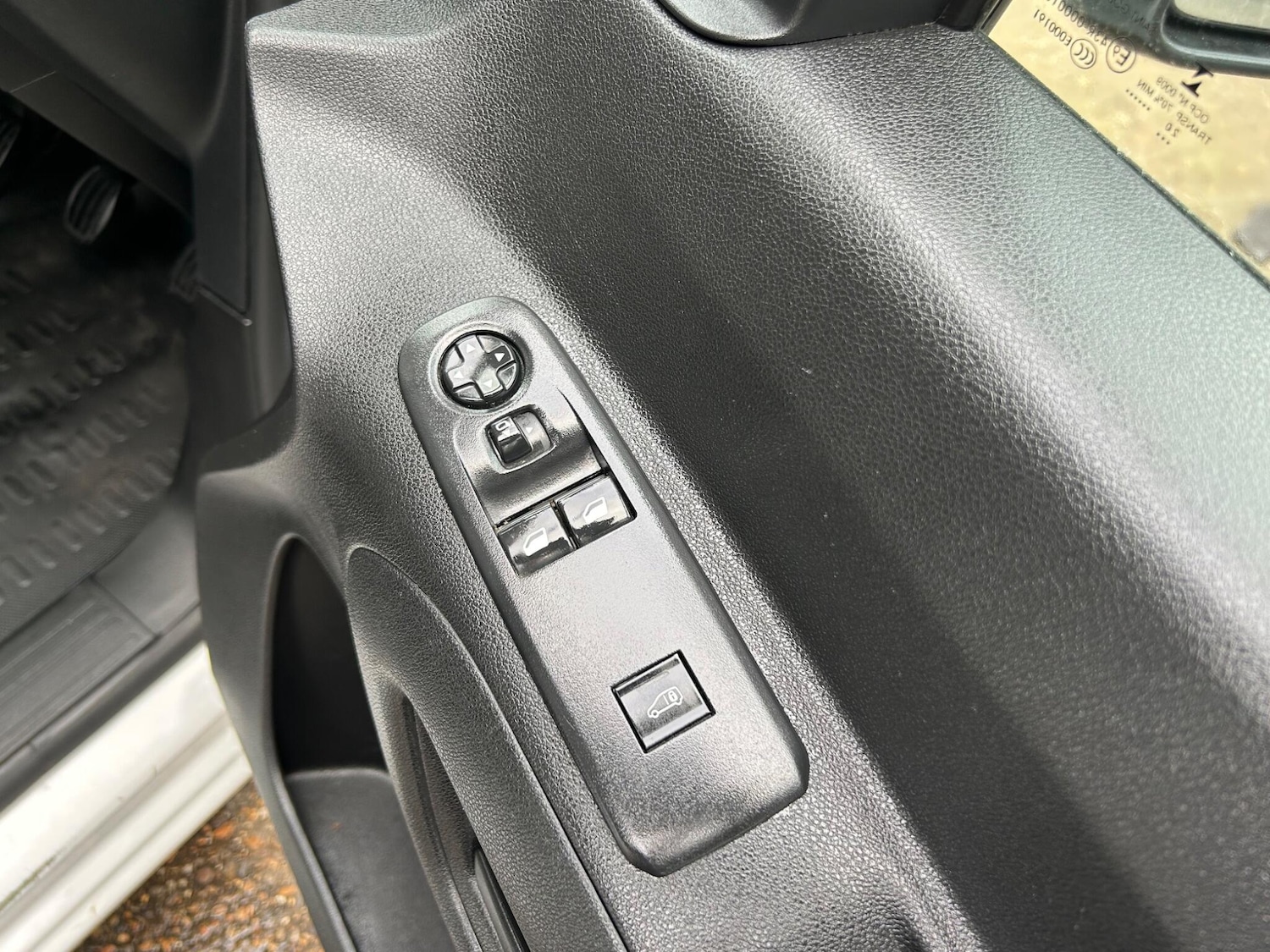 Used Peugeot Partner 2020 for sale - 77376112: Photo 21