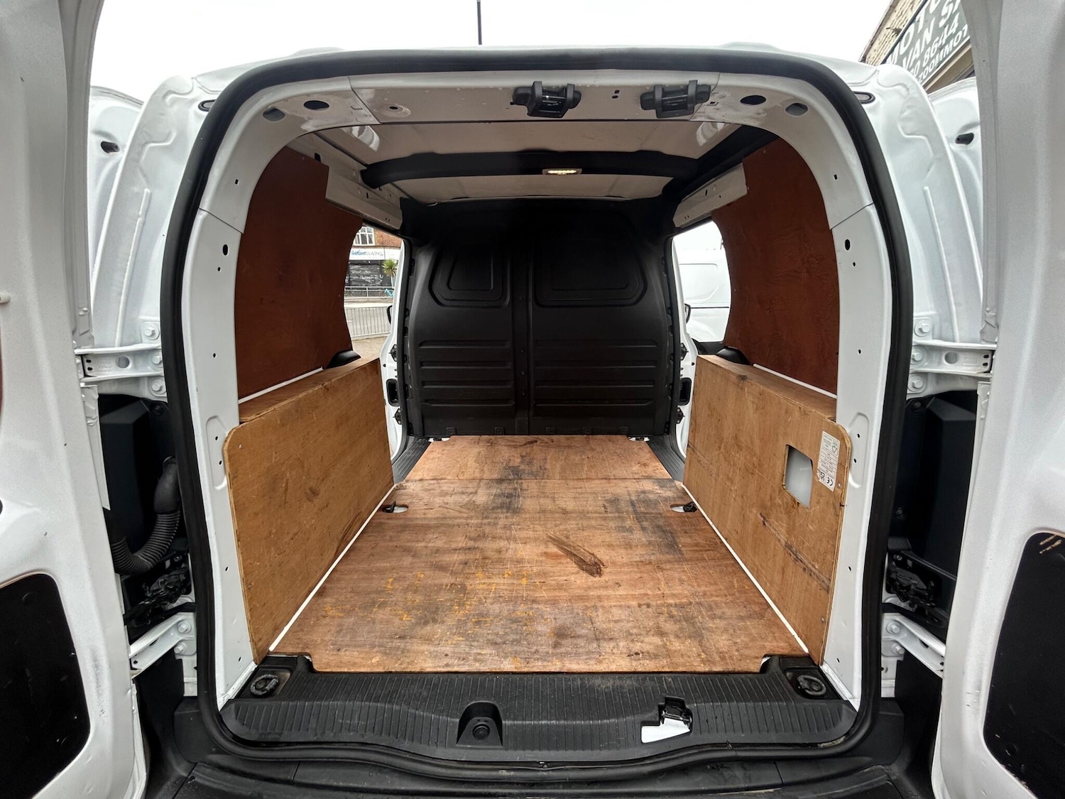 Used Nissan Other for sale - 78086856: Photo 6