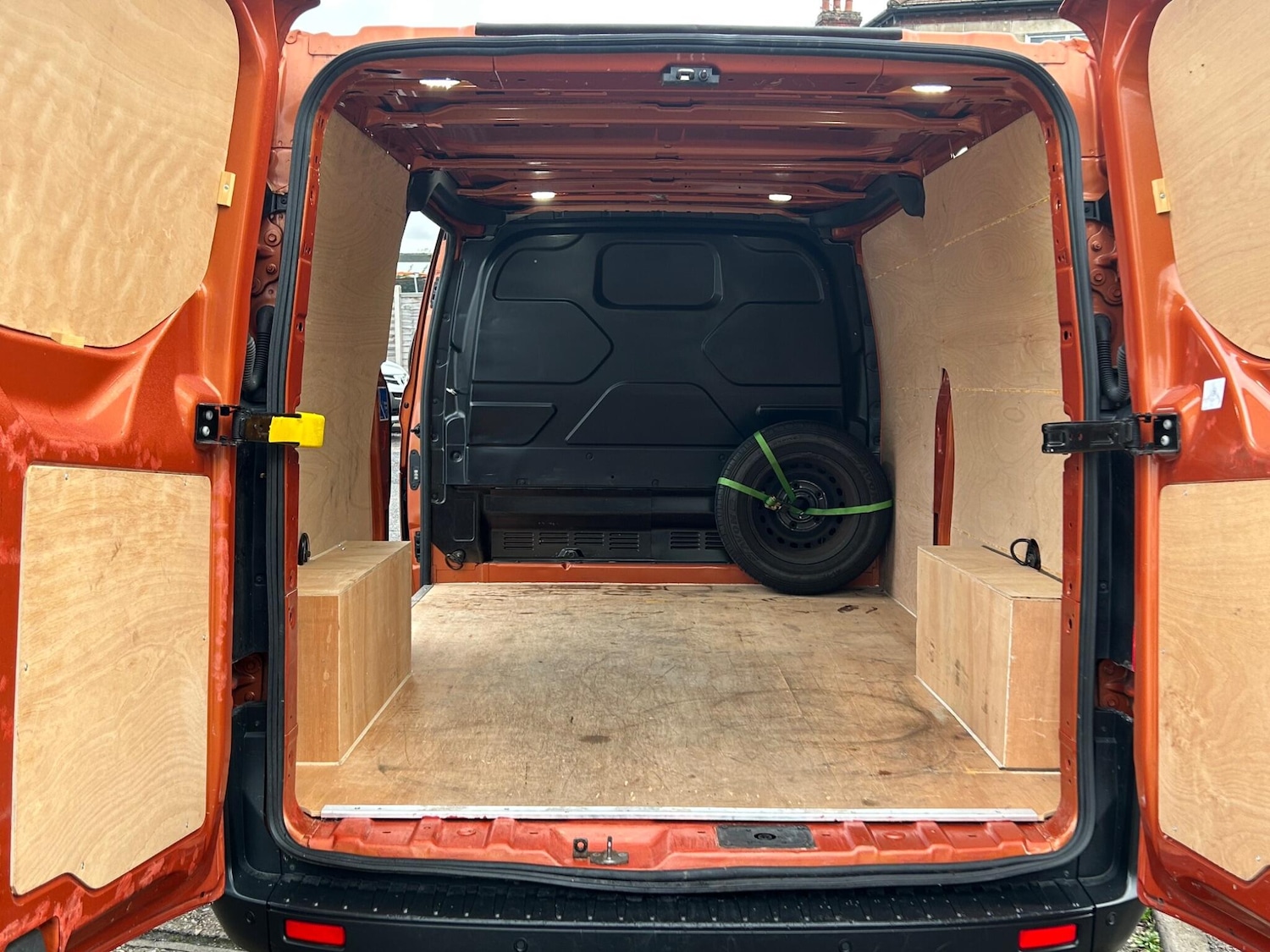 Used Ford Transit Custom 2019 for sale - 76913101: Photo 6