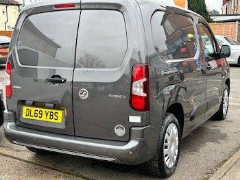 Used Vauxhall Combo 2020 for sale - 77040650: Photo