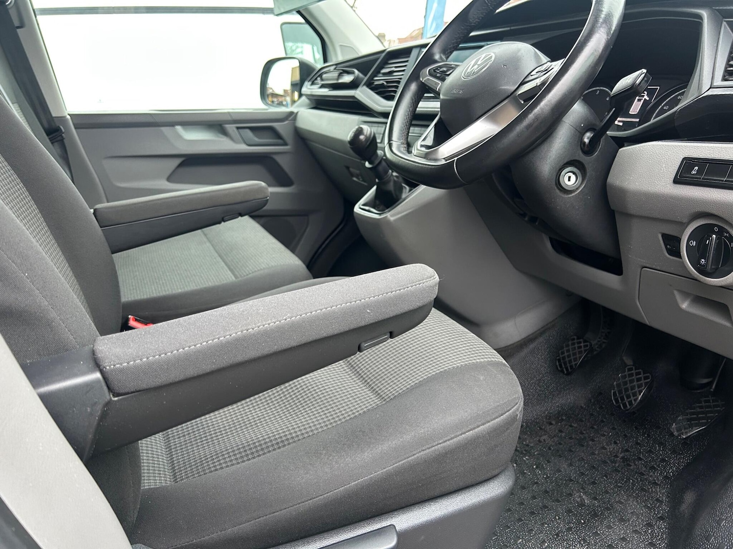 Used Volkswagen Transporter 2021 for sale - 77598394: Photo 10