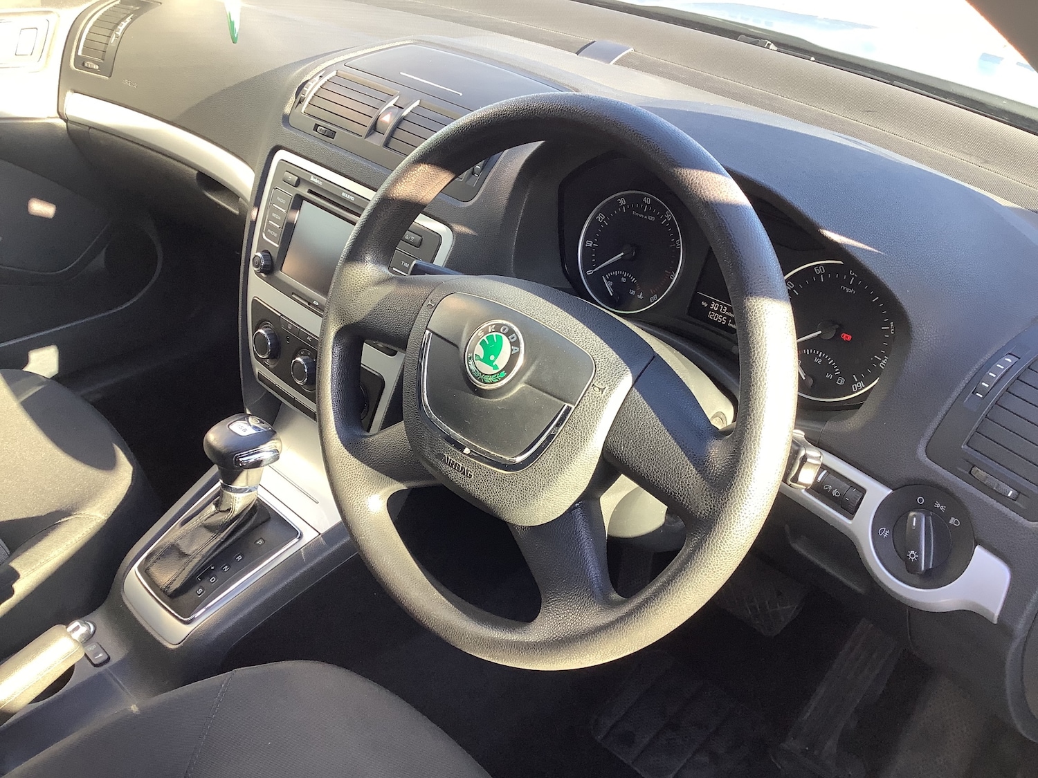 Used Skoda Octavia 2009 for sale - 76554824: Photo 9