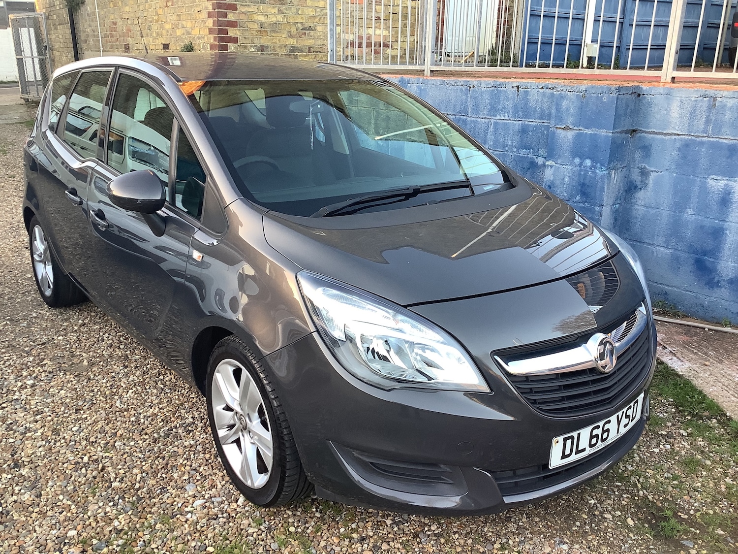 Used Vauxhall Meriva 2016 for sale - 76737971: Photo 1