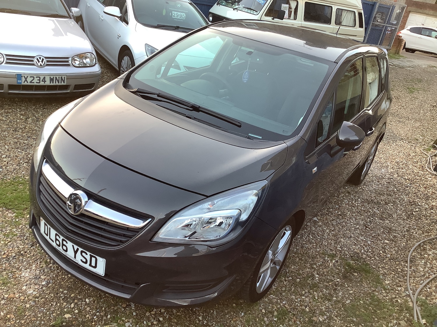 Used Vauxhall Meriva 2016 for sale - 76737971: Photo 2