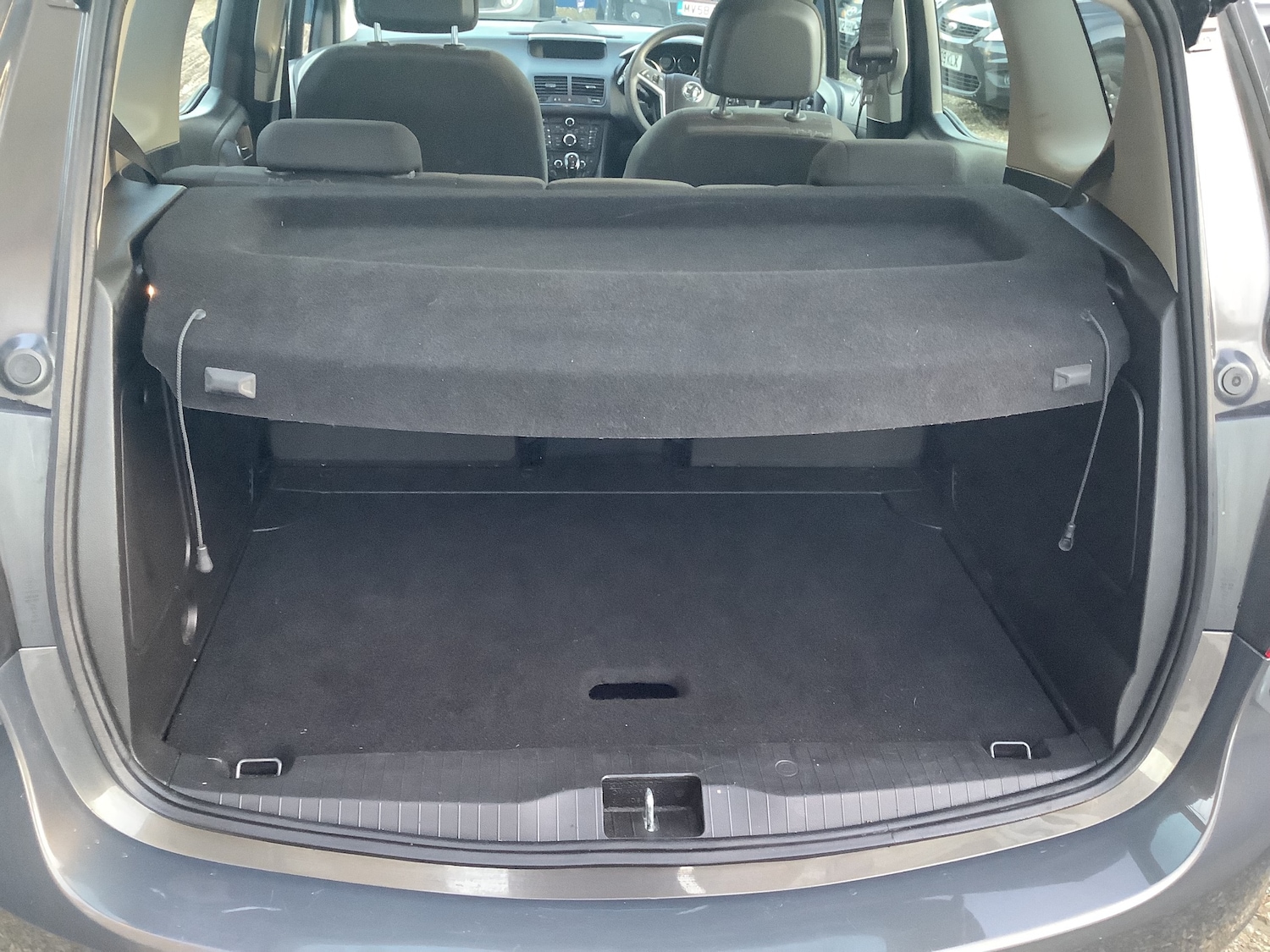 Used Vauxhall Meriva 2016 for sale - 76737971: Photo 9