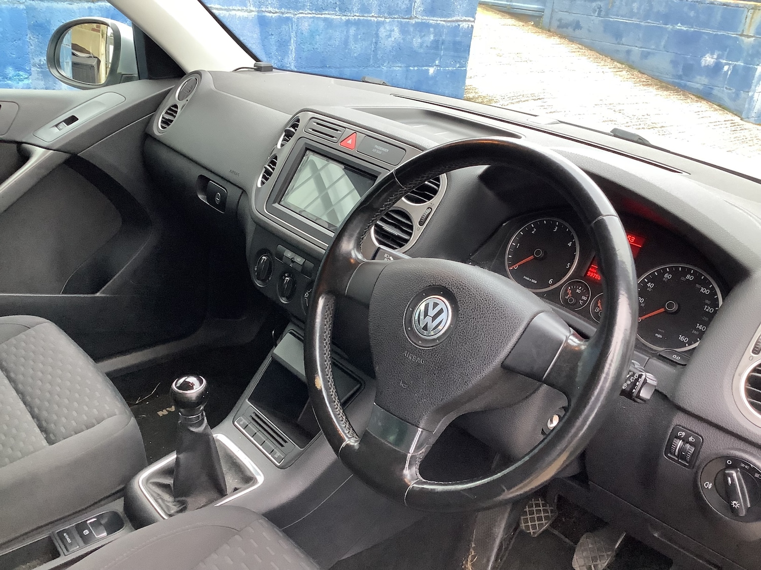 Used Volkswagen Tiguan 2009 for sale - 77640784: Photo 8
