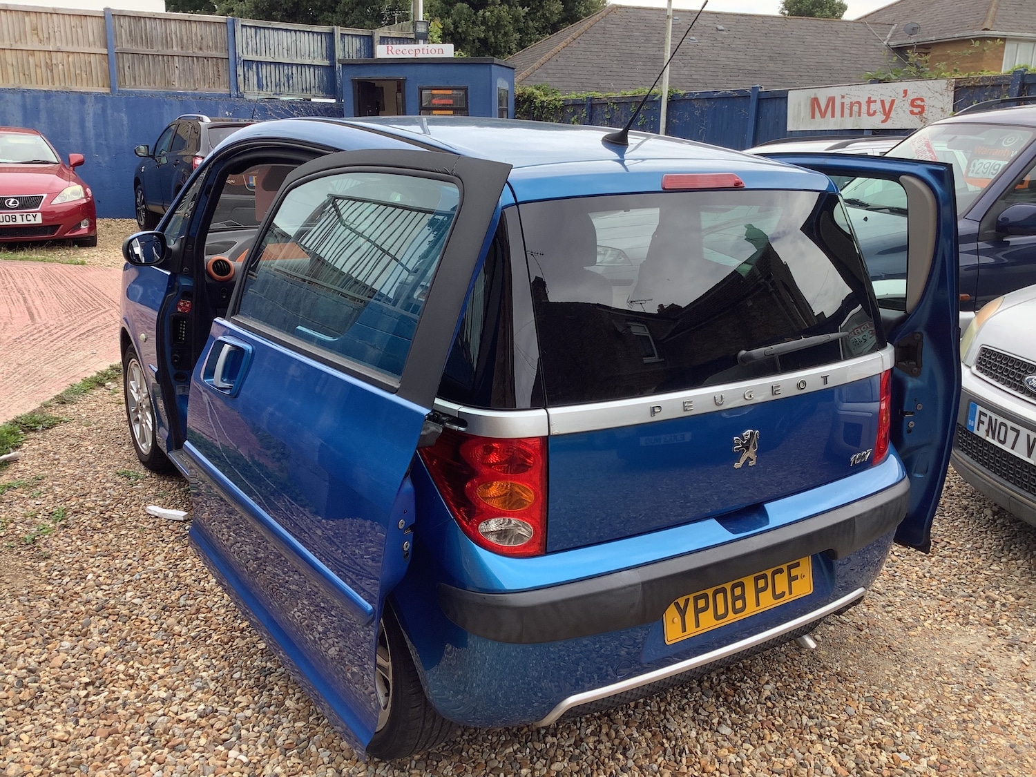 Vehicle 6