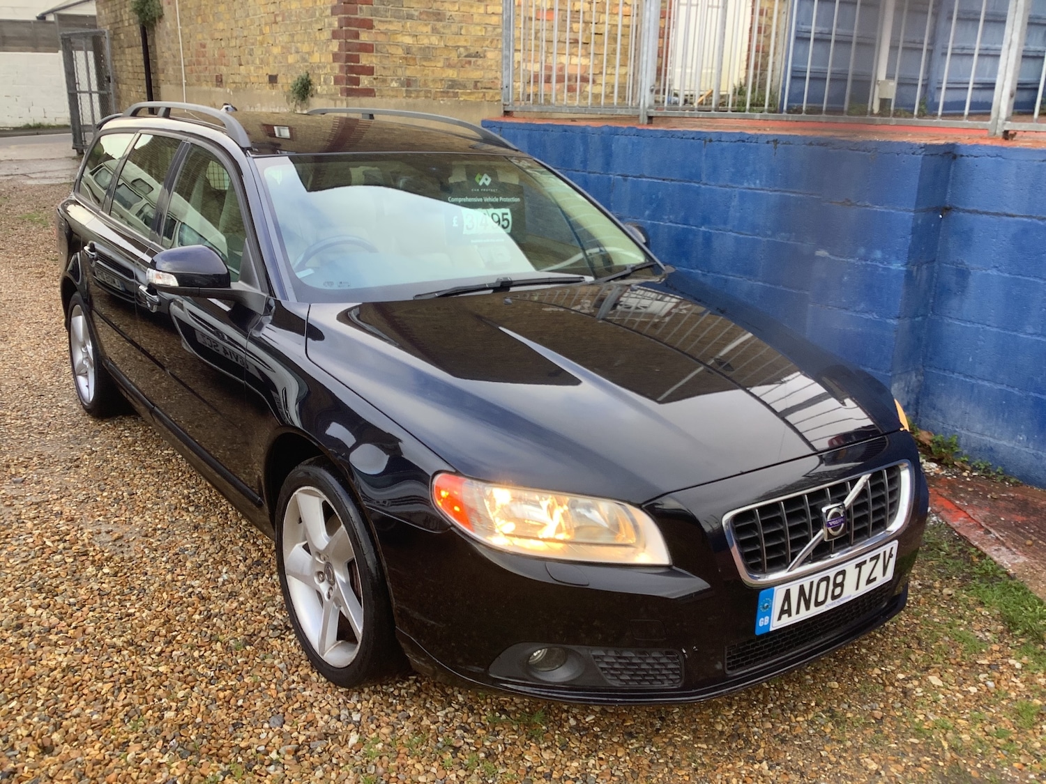 Used Volvo V70 2008 for sale - 76673331: Photo 1