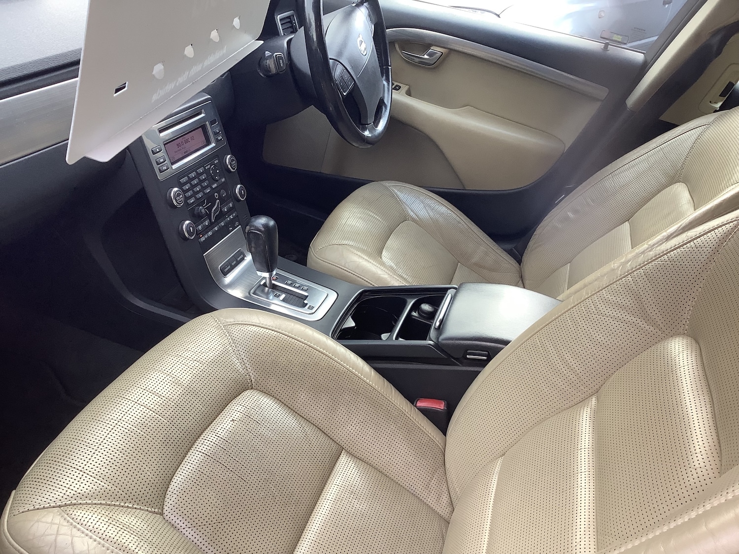 Used Volvo V70 2008 for sale - 76673331: Photo 12