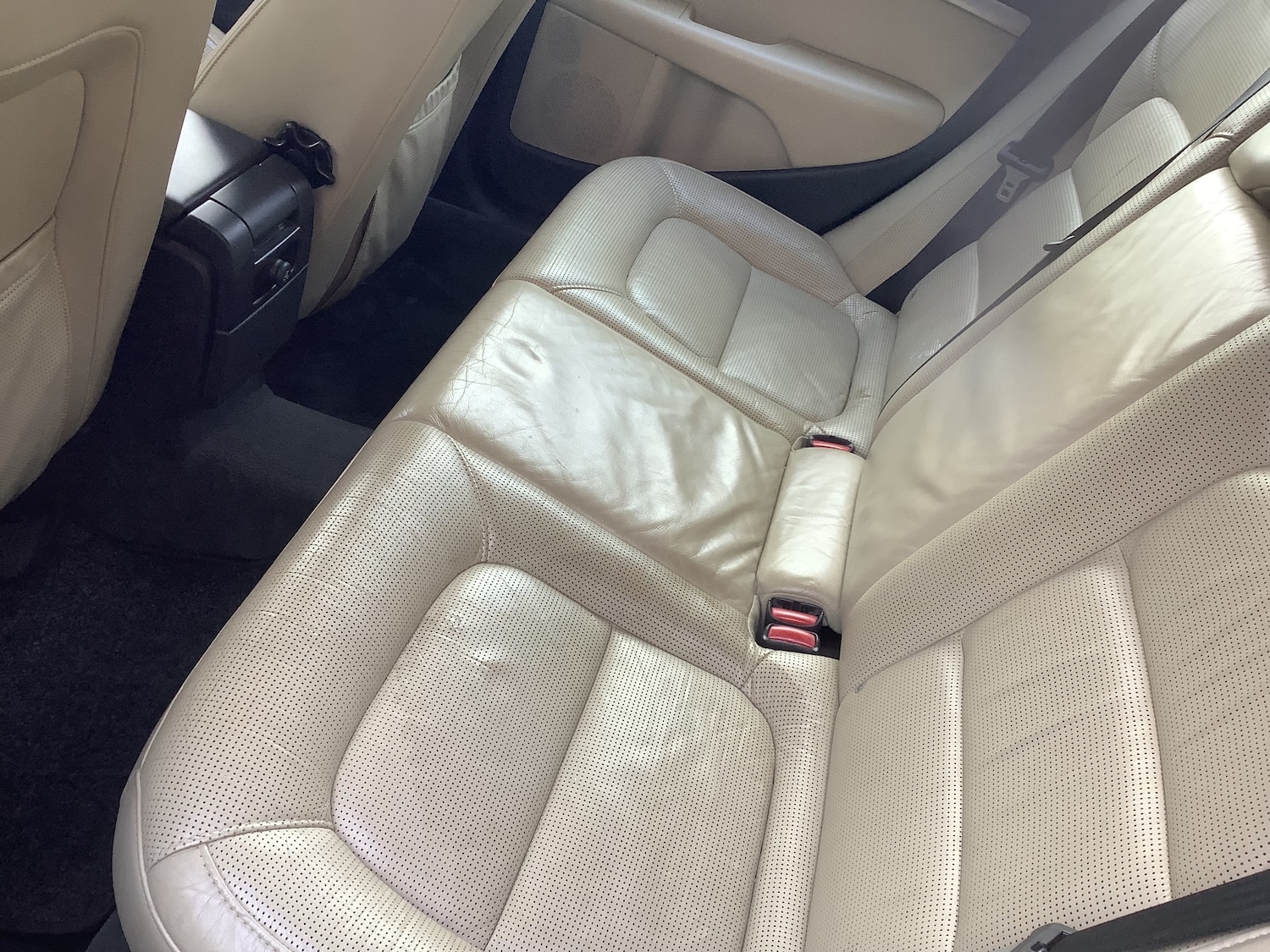 Used Volvo V70 2008 for sale - 76673331: Photo 13