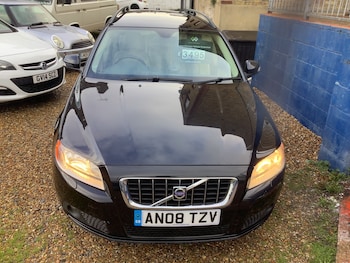 Used Volvo V70 2008 for sale - 76673331: Photo