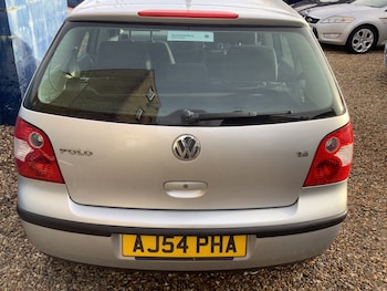 Used Volkswagen Polo 2004 for sale - 76969427: Photo