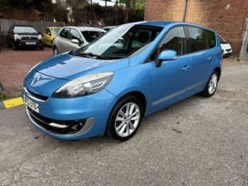 2013 (13) - 1.6 dCi Dynamique TomTom 5dr [Luxe pack]