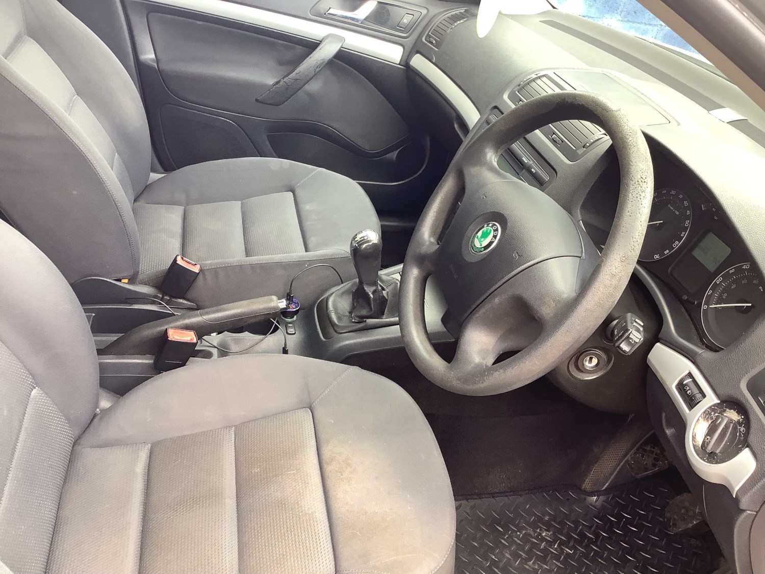 Skoda Octavia 2005 (55) - 2.0 FSI Ambiente 5dr - Image 11