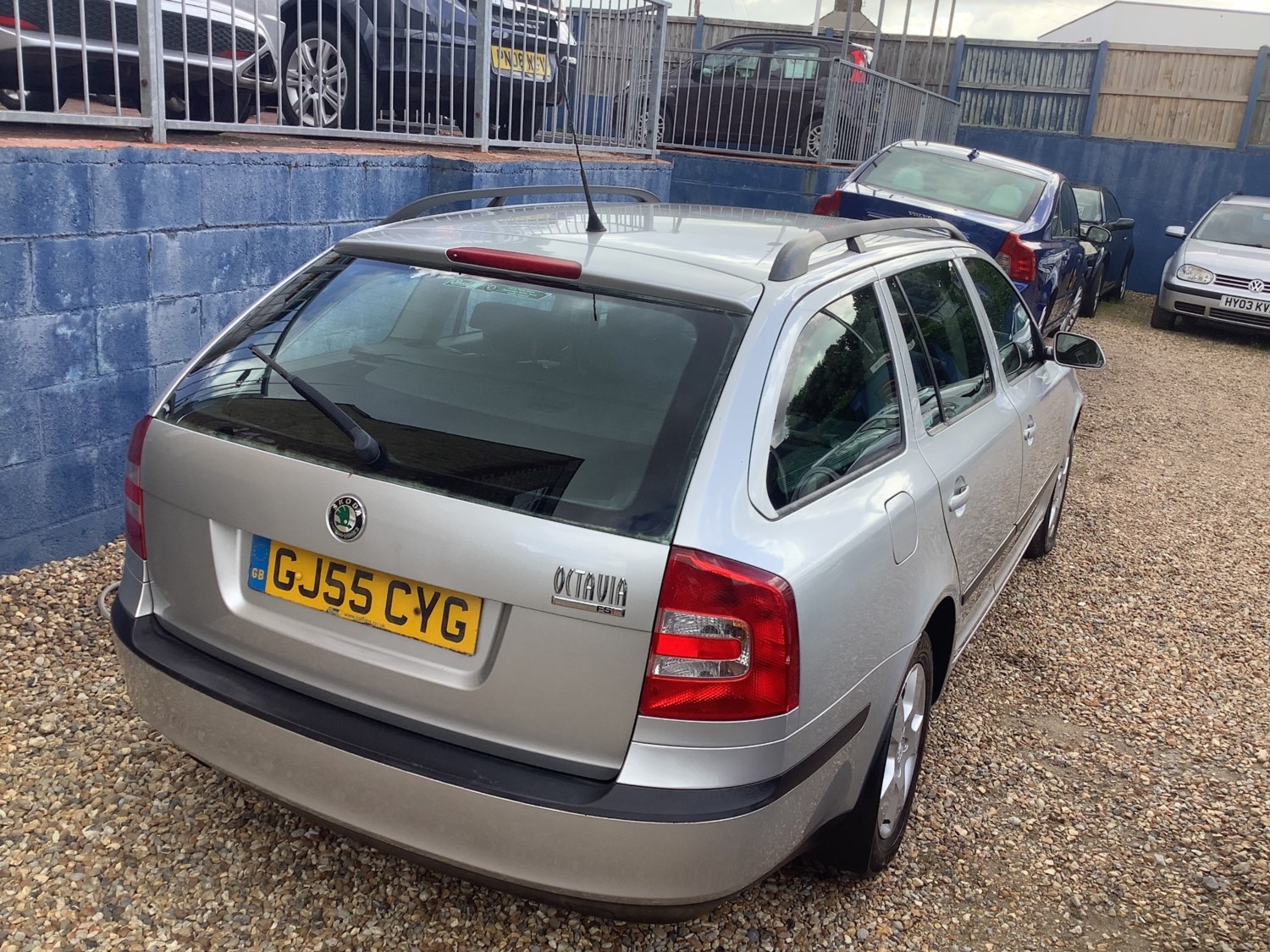 Skoda Octavia 2005 (55) - 2.0 FSI Ambiente 5dr - Image 5