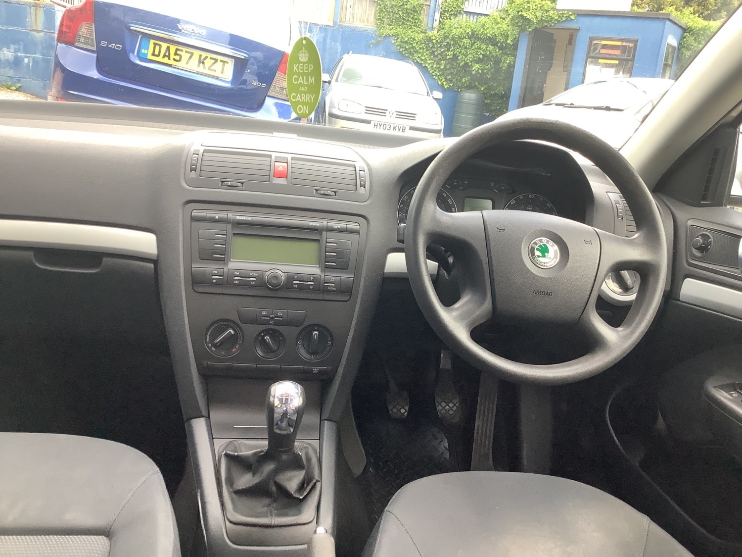 Skoda Octavia 2005 (55) - 2.0 FSI Ambiente 5dr - Image 8
