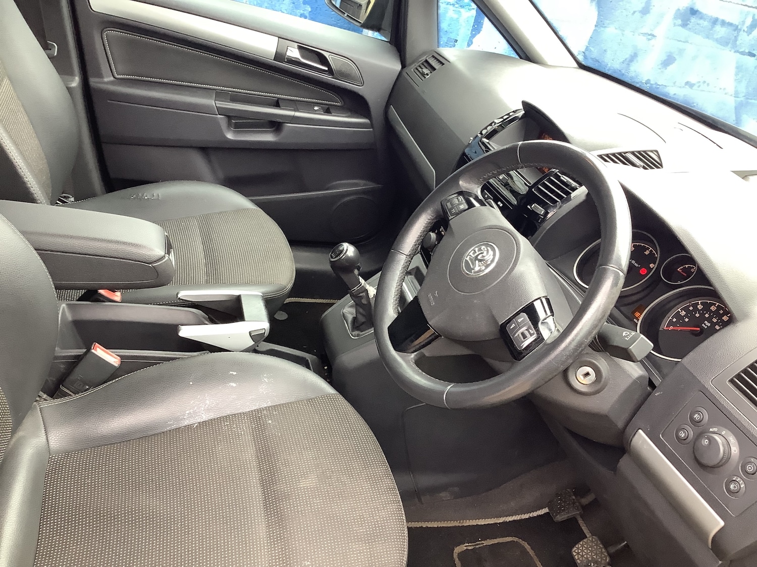 Used Vauxhall Zafira 2011 for sale - 77516516: Photo 10