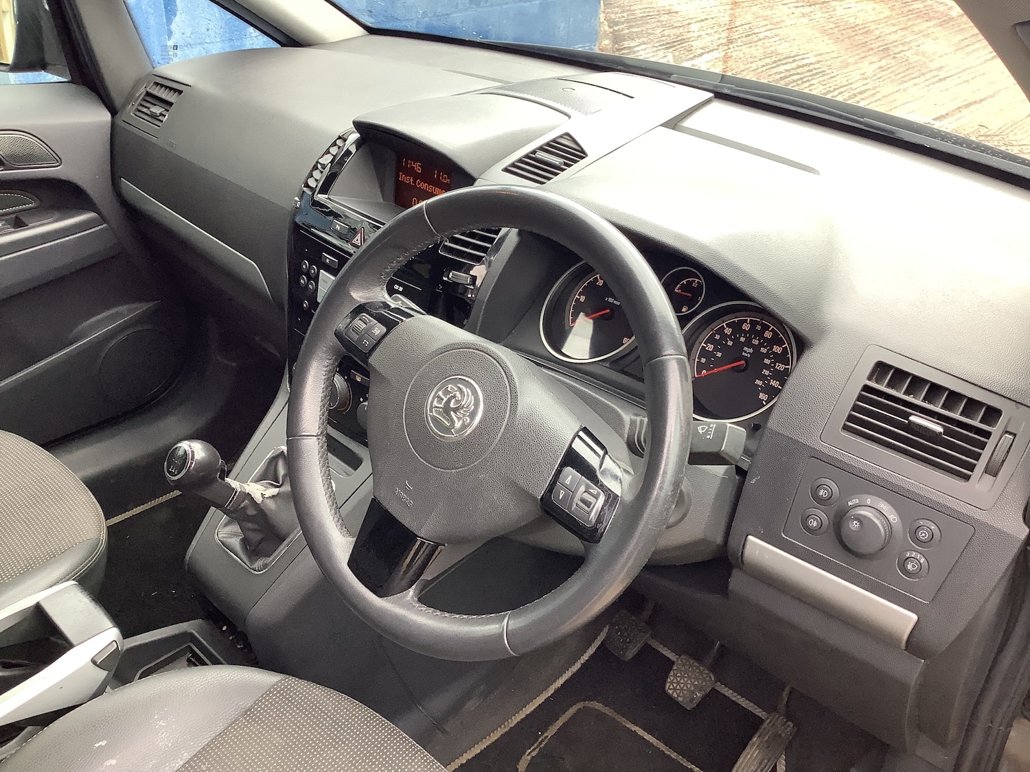 Used Vauxhall Zafira 2011 for sale - 77516516: Photo 9