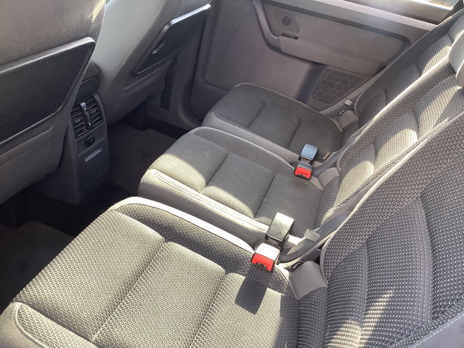 Used Volkswagen Touran 2011 for sale - 77730922: Photo 12