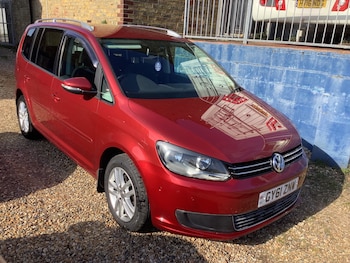 Used Volkswagen Touran 2011 for sale - 77730922: Photo