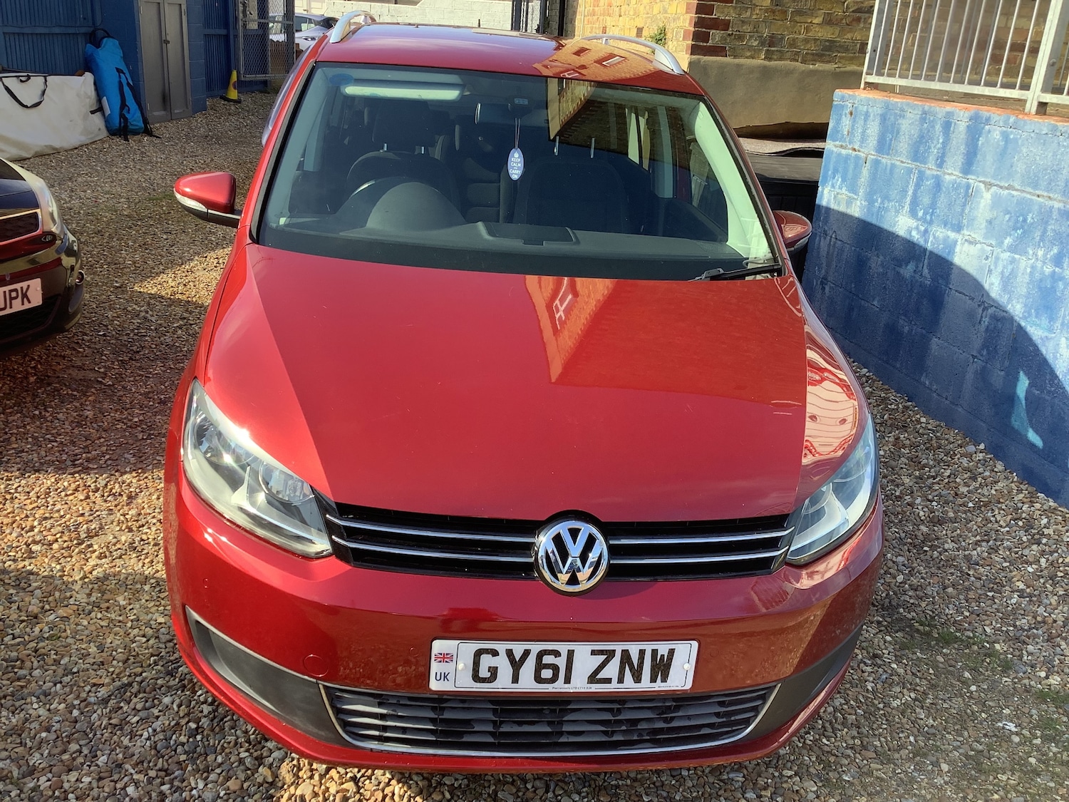 Used Volkswagen Touran 2011 for sale - 77730922: Photo 3