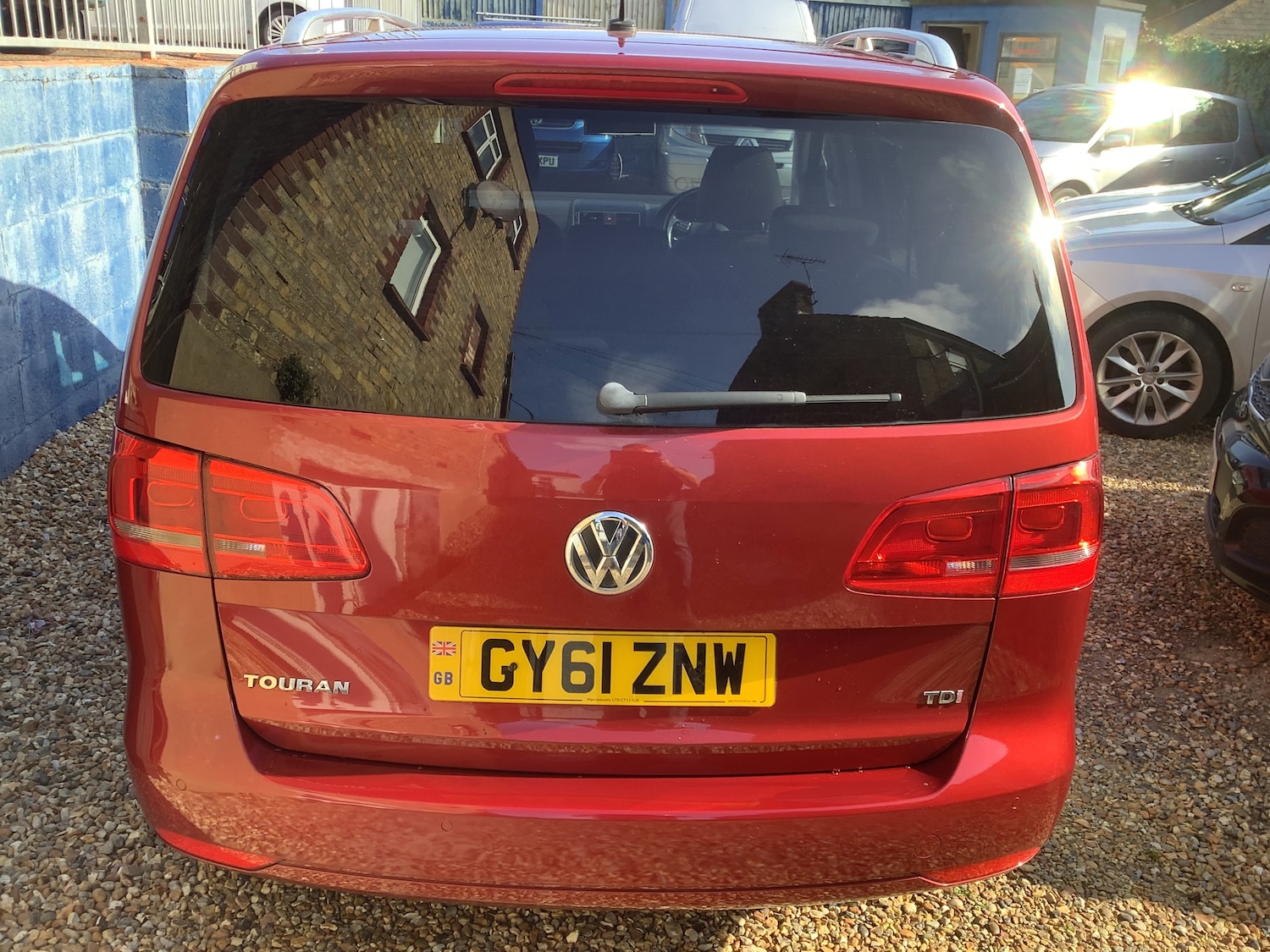 Used Volkswagen Touran 2011 for sale - 77730922: Photo 4