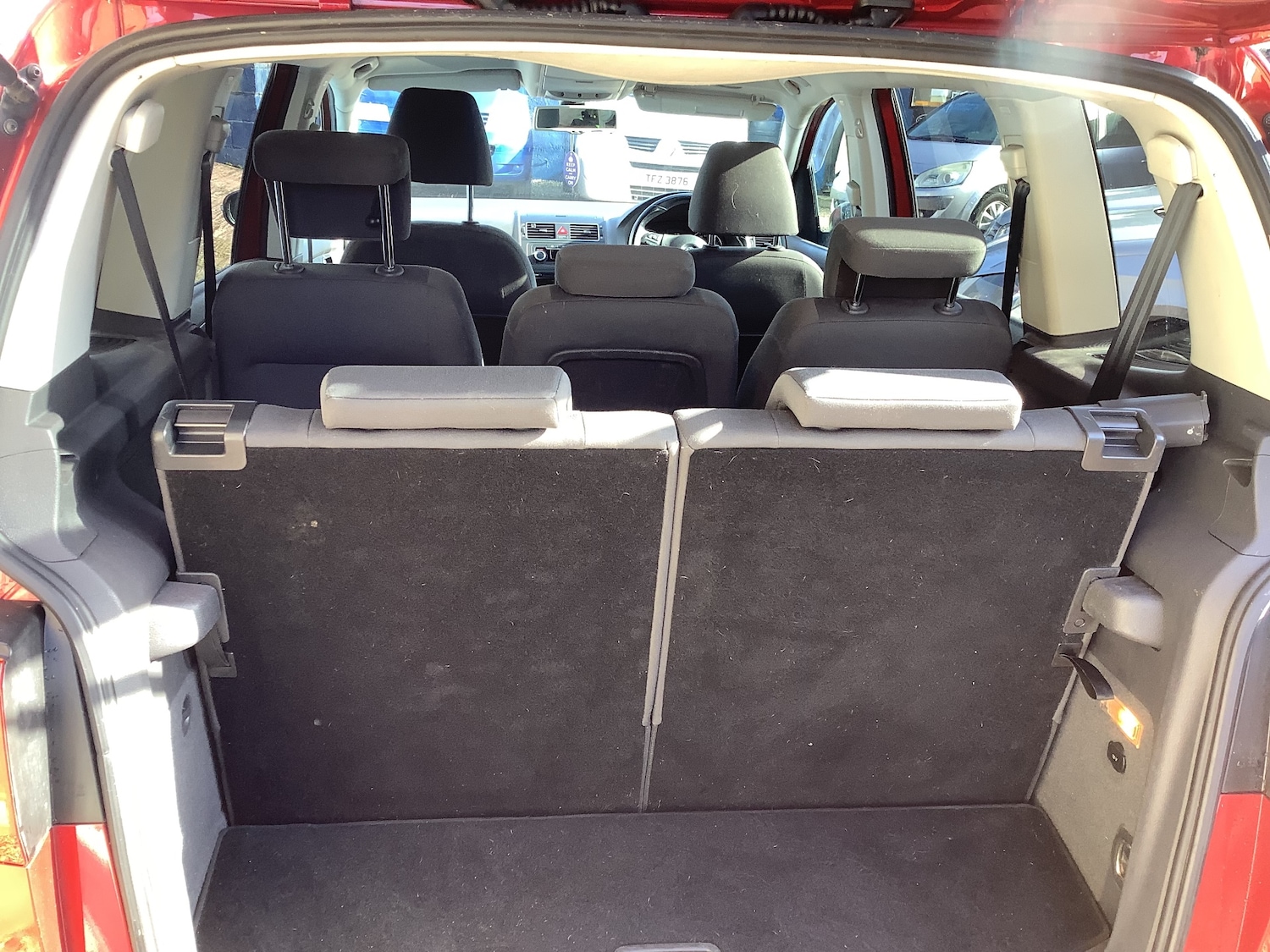 Used Volkswagen Touran 2011 for sale - 77730922: Photo 7