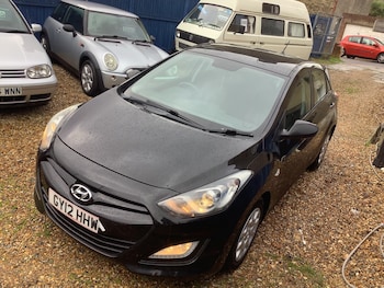 Used Hyundai i30 2012 for sale - 76625803: Photo