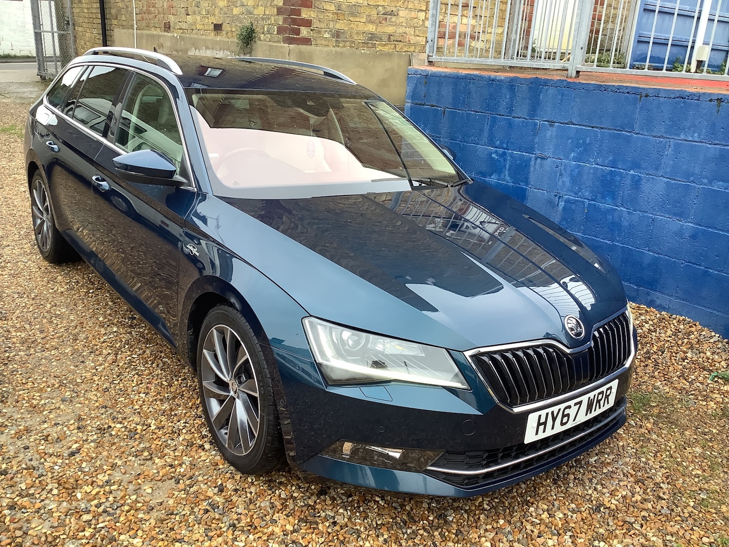Used Skoda Superb 2017 for sale - 76858742: Photo 1