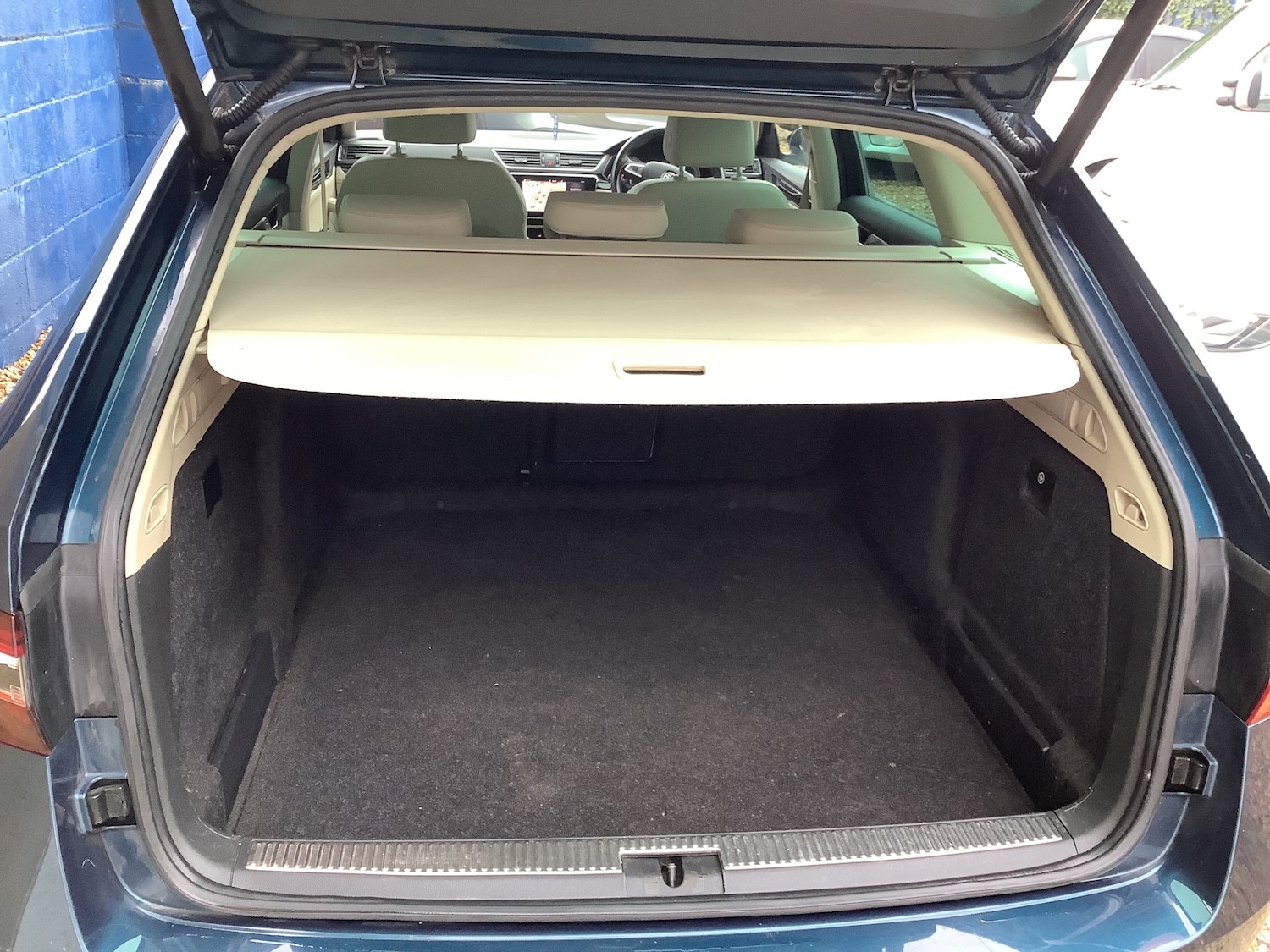 Used Skoda Superb 2017 for sale - 76858742: Photo 7