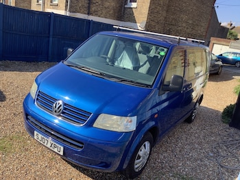 Used Volkswagen Transporter Shuttle 2007 for sale - 76101083: Photo
