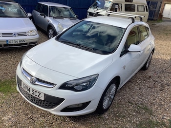 Used Vauxhall Astra 2014 for sale - 76599501: Photo