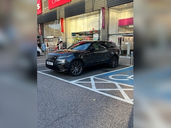 Land Rover - Range Rover Velar