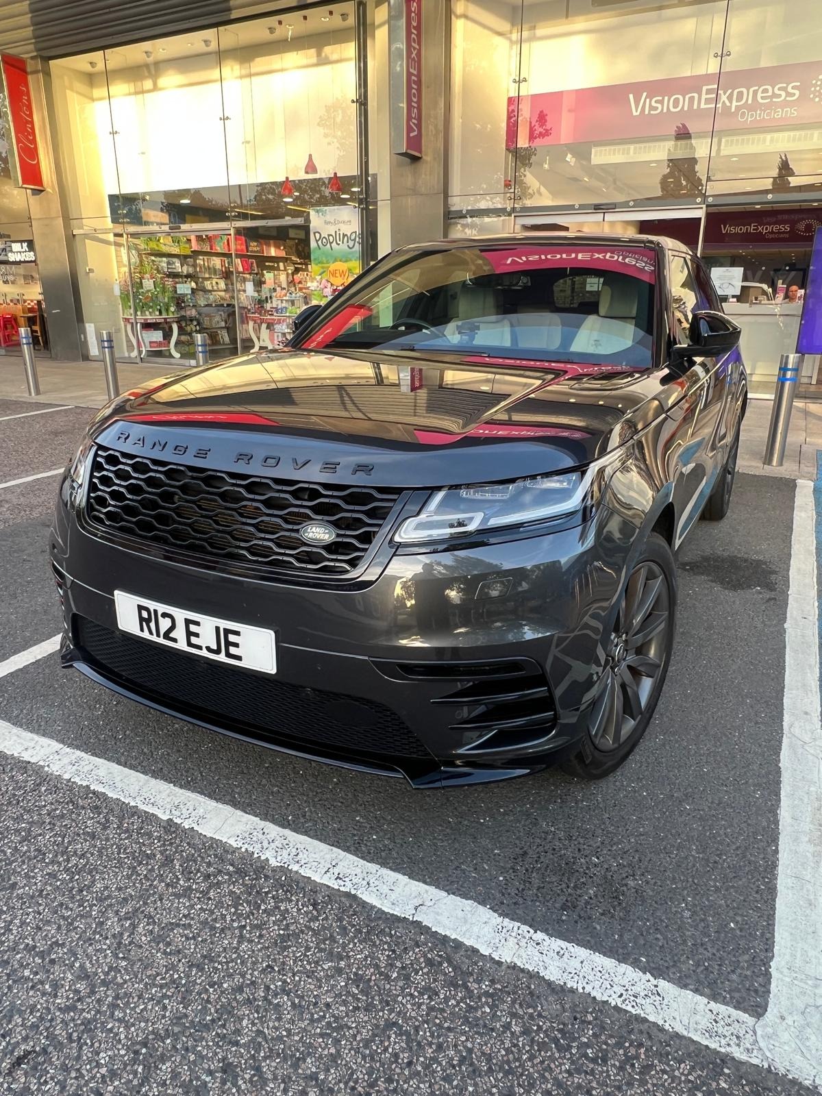 Used Land Rover Range Rover Velar 2017 for sale - 76017455: Photo 2