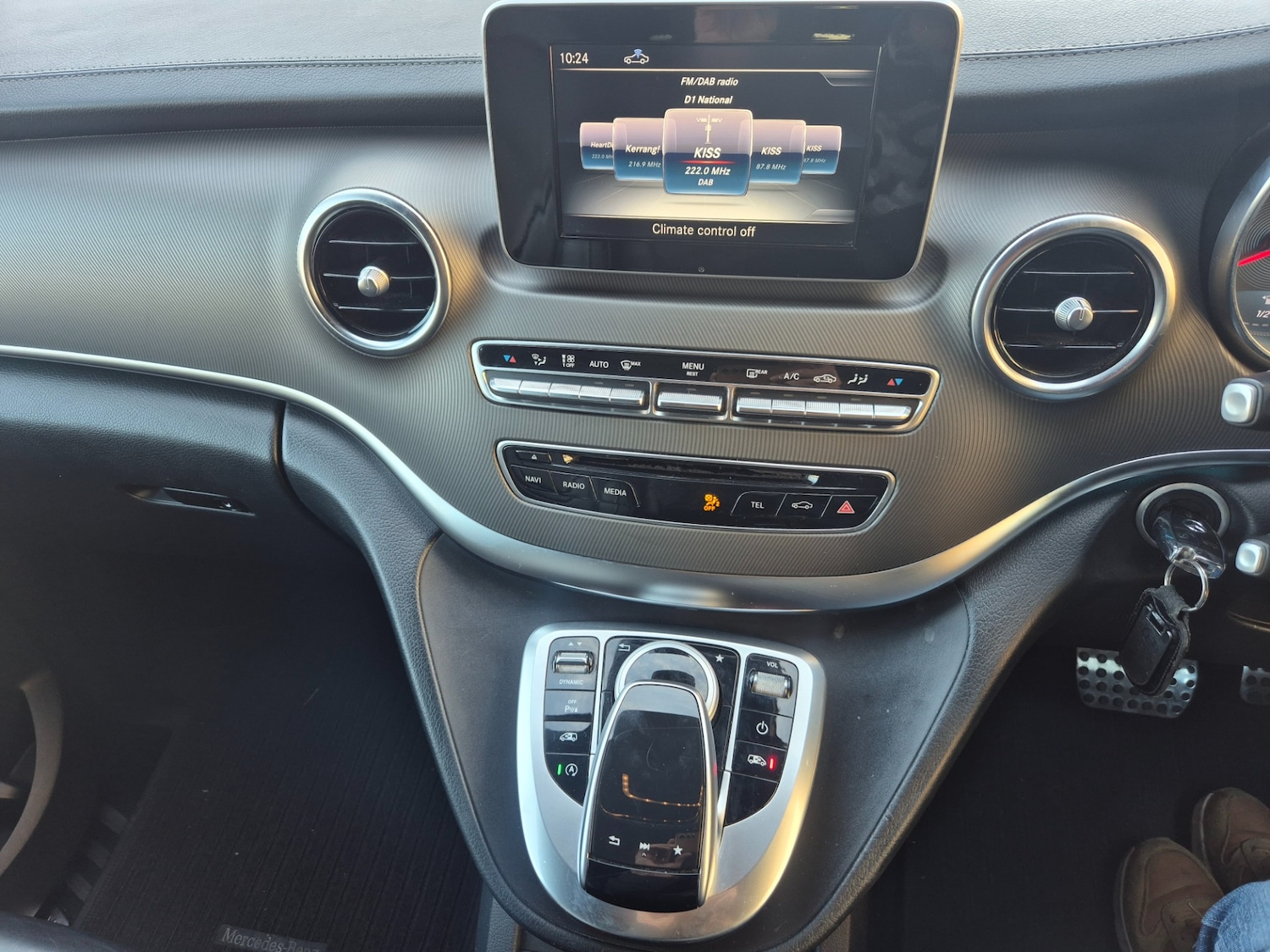 Used Mercedes-Benz V-Class 2017 for sale - 77090210: Photo 11