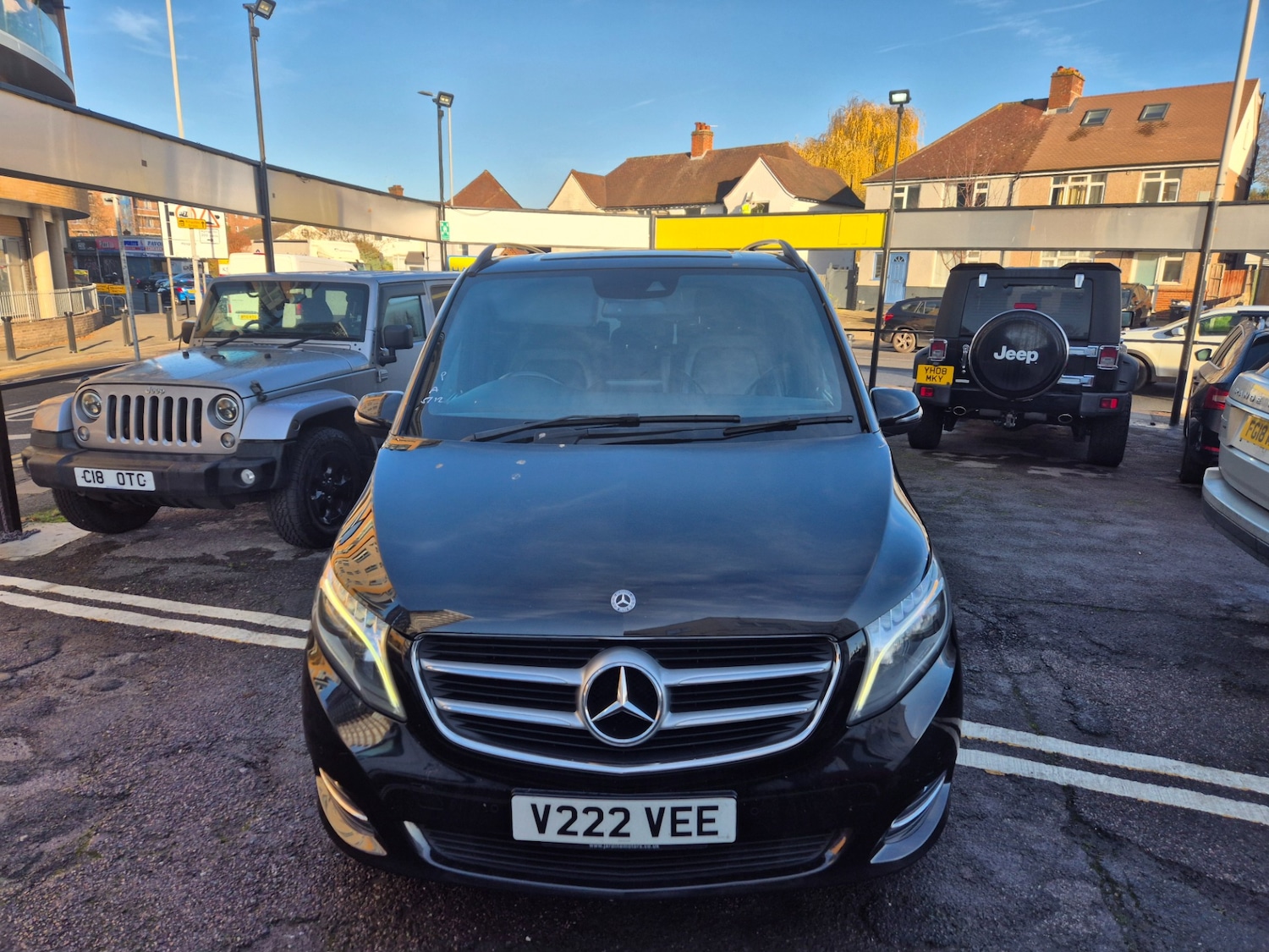 Used Mercedes-Benz V-Class 2017 for sale - 77090210: Photo 3