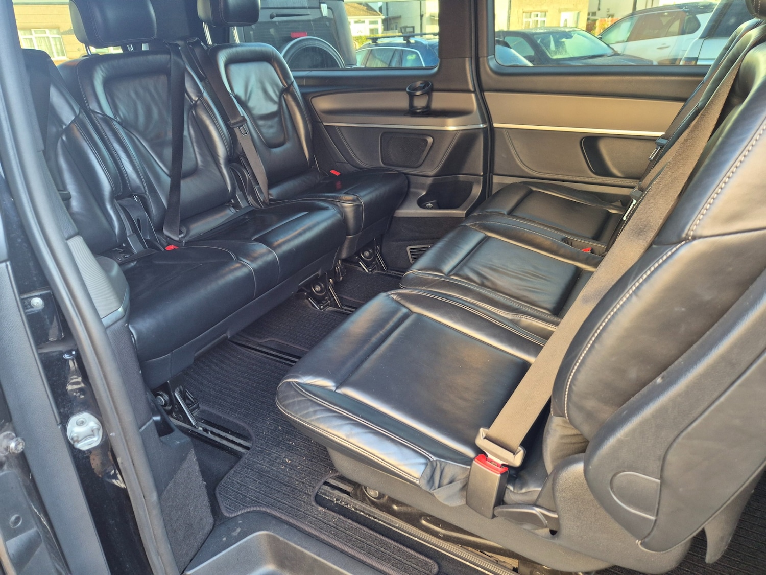 Used Mercedes-Benz V-Class 2017 for sale - 77090210: Photo 7