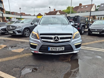 Used Mercedes-Benz GL Class 2015 for sale - 78871918: Photo