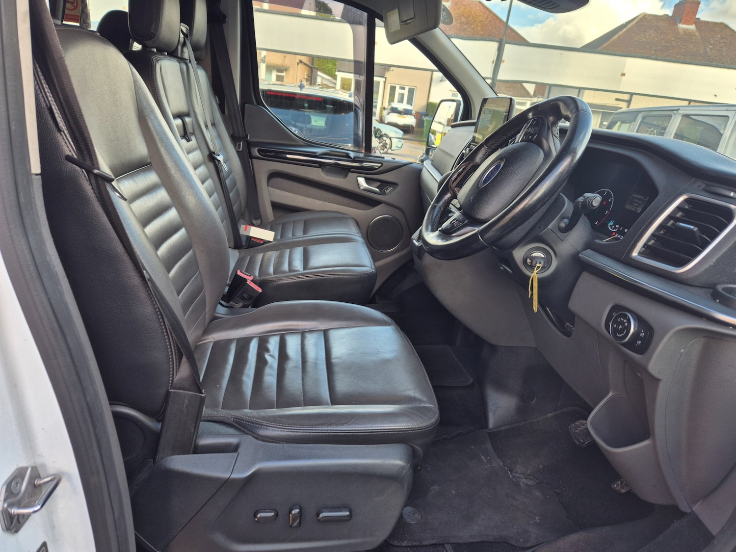 Used Ford Tourneo Custom 2019 for sale - 76352576: Photo 9