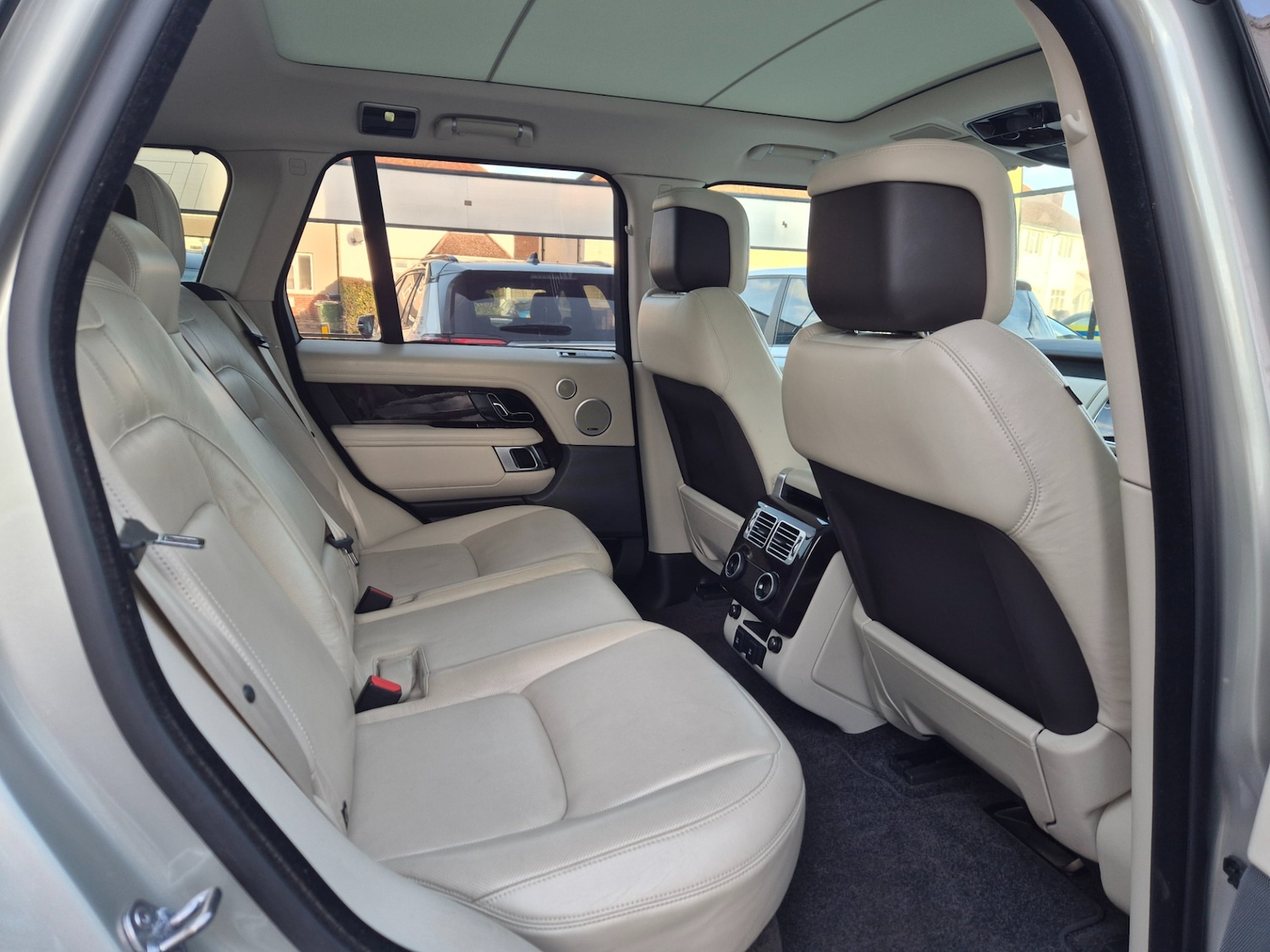 Used Land Rover Range Rover 2018 for sale - 76941111: Photo 8