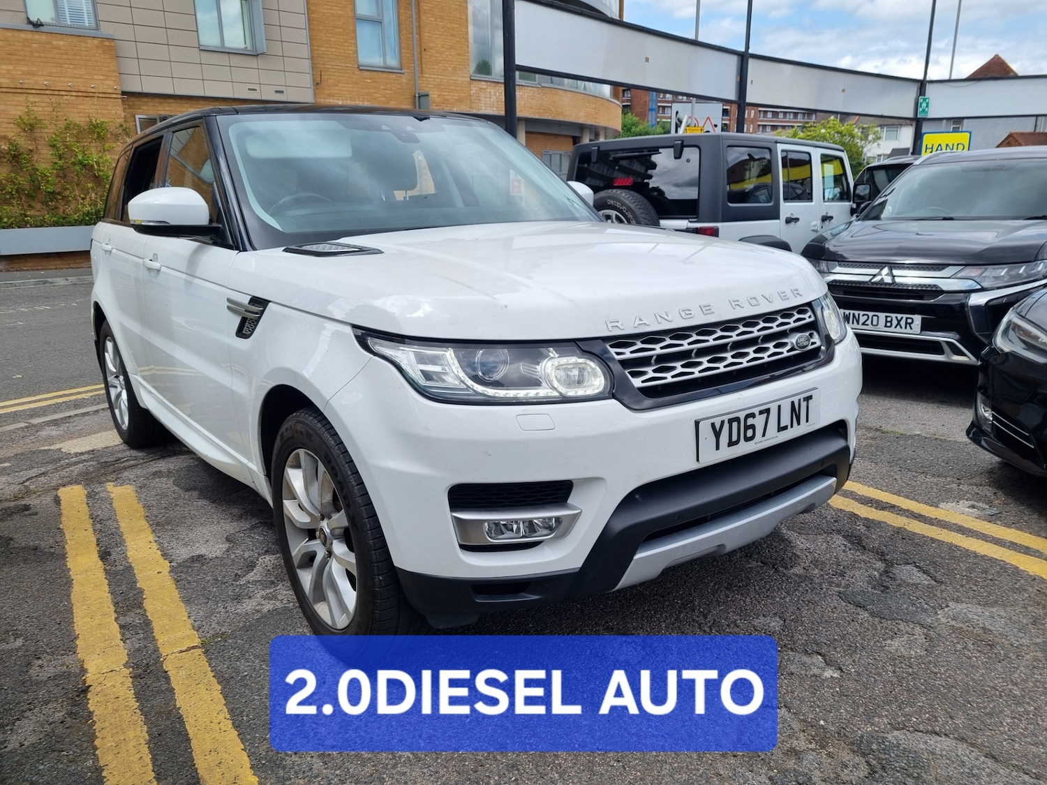 Used Land Rover Range Rover Sport 2017 for sale - 76662594: Photo 2
