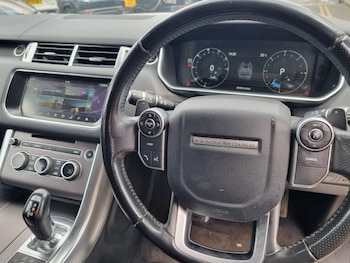 Used Land Rover Range Rover Sport 2017 for sale - 75546133: Photo