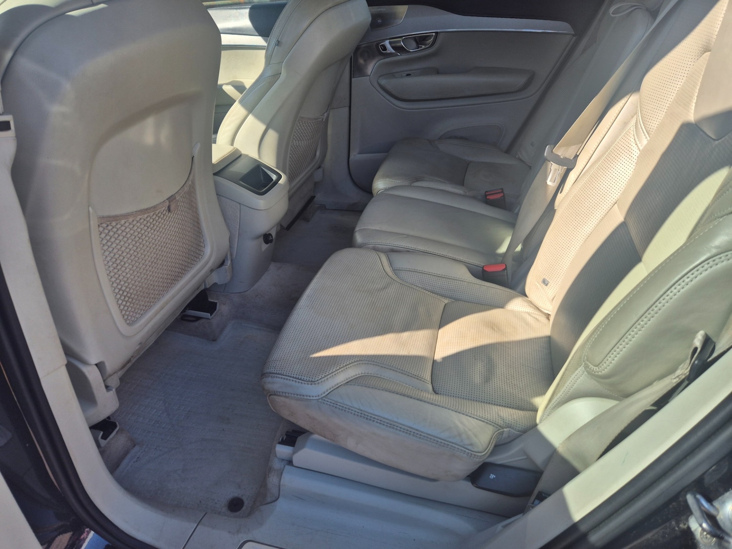 Used Volvo XC90 2015 for sale - 77946138: Photo 6