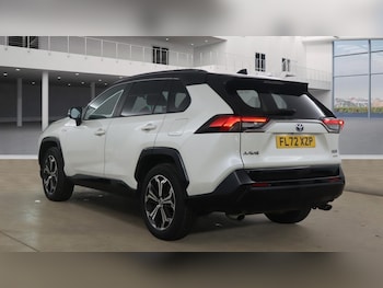 Used Toyota RAV4 2022 for sale - 76722395: Photo