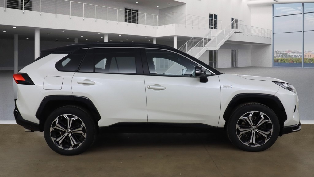 Used Toyota RAV4 2022 for sale - 76722395: Photo 5