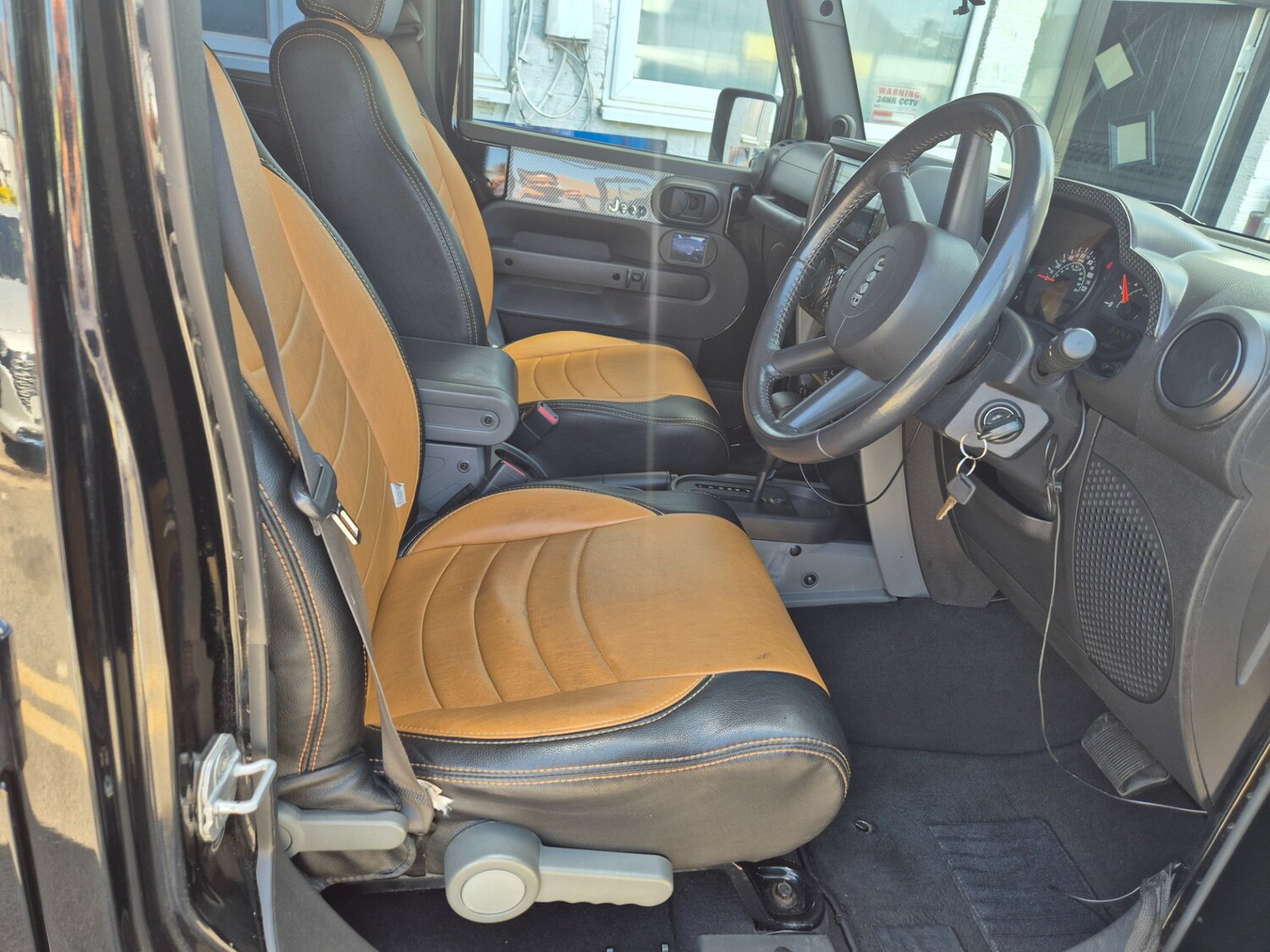 Used Jeep Wrangler 2022 for sale - 77900937: Photo 9