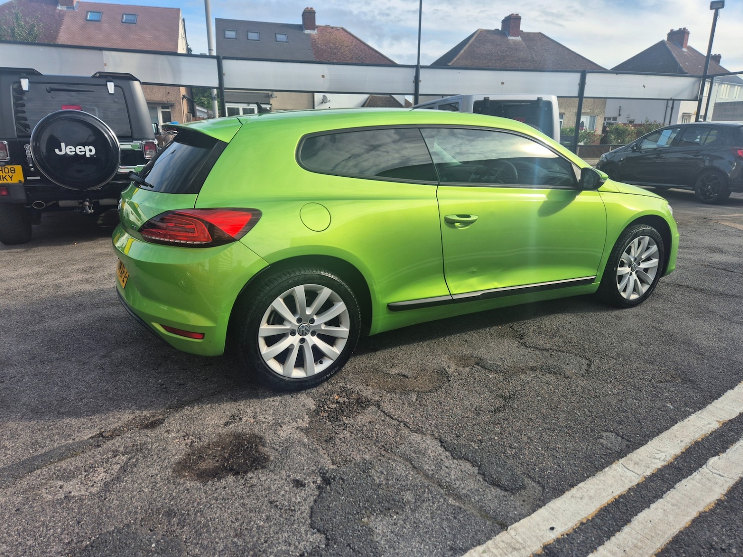 Used Volkswagen Scirocco 2014 for sale - 76415392: Photo 6