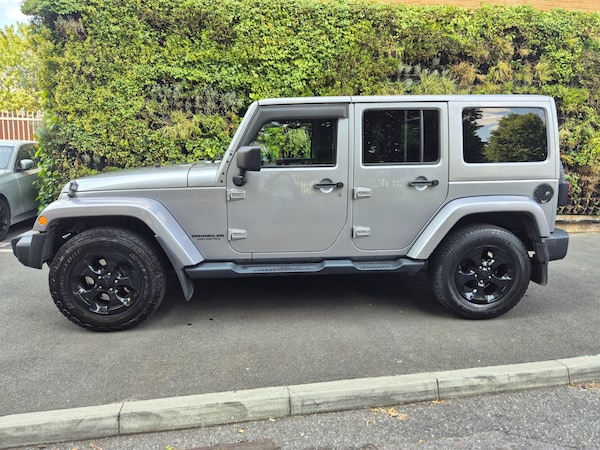 Used Jeep Wrangler 2015 for sale - 76142630: Photo 10